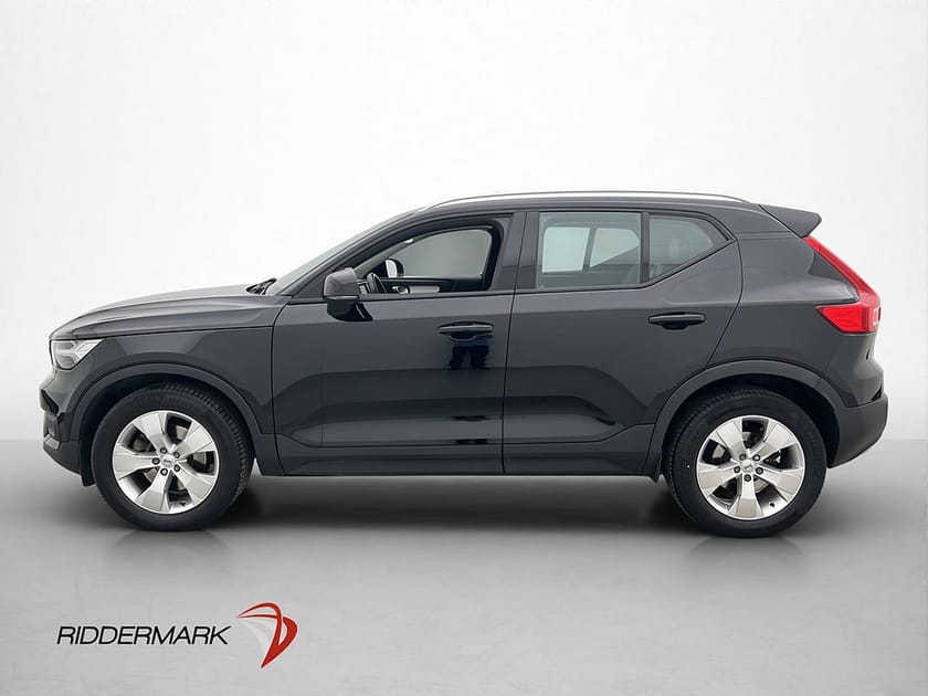Bild 5 av Volvo XC40 T4 190hk Momentum VOC Dragkrok Navi Värmare