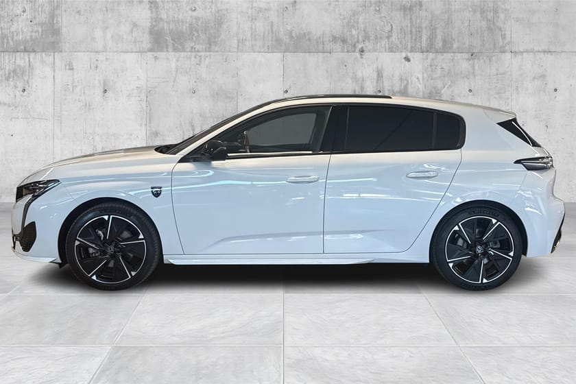 Bilde 2 av Peugeot E-308 GT / Panorama / LED / Alcantara / 360 / Navi