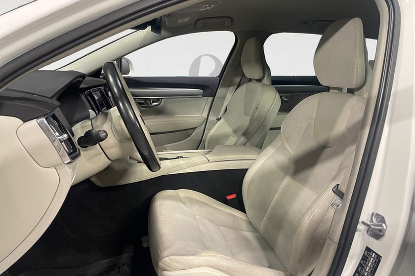 Bild 3 av Volvo V90 D4 190HK AUT BUSINESS ADV DRAG D-VÄRM KAMREMBYTT NYSERV