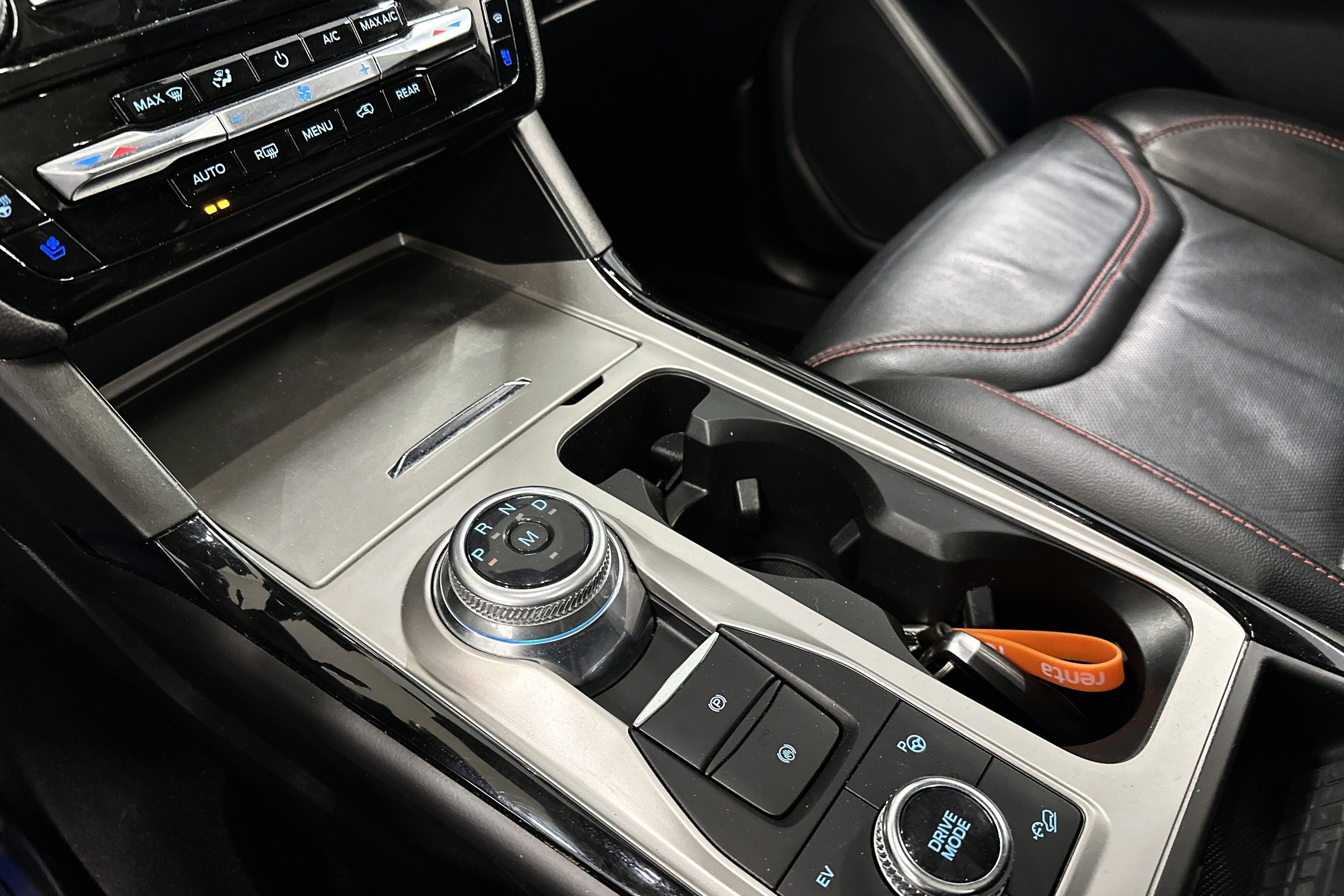 Ford Explorer Plug-In Hybrid bilde 16