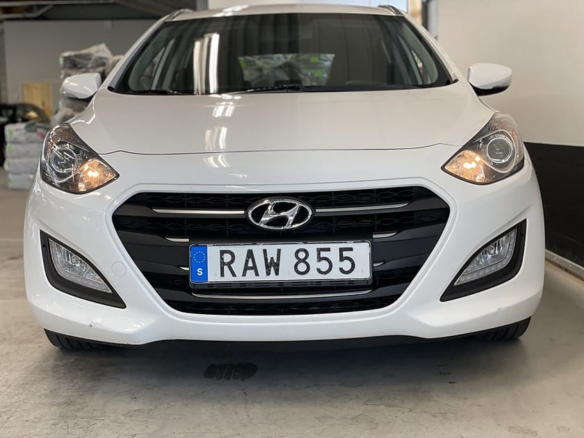 Bild 2 av Hyundai i30 Kombi 1.6 GDI DCT 135hk Automat