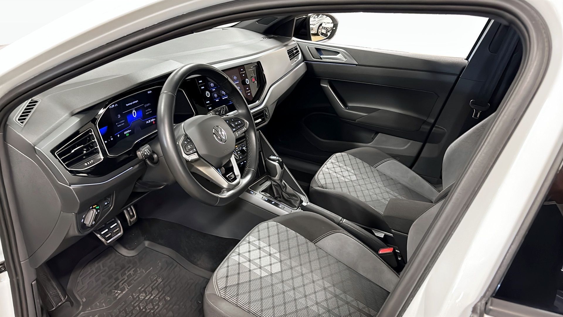 Volkswagen Taigo 2024, bild 7/10