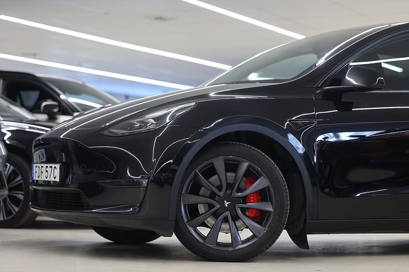 Bild 4 av Tesla Model Y Performance 534hk Pano Navi Läder