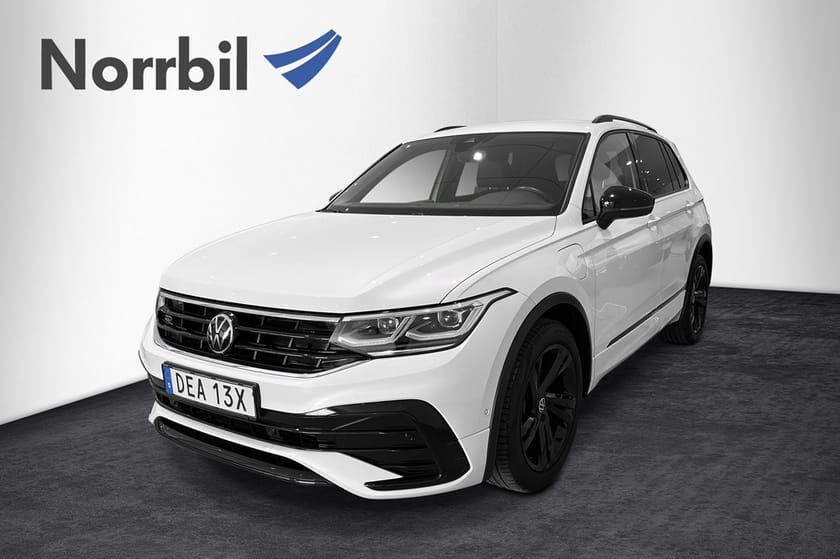 Bild 2 av Volkswagen Tiguan eHybrid R-LINE 245 HK  Moms Drag blackstyle Bkamer