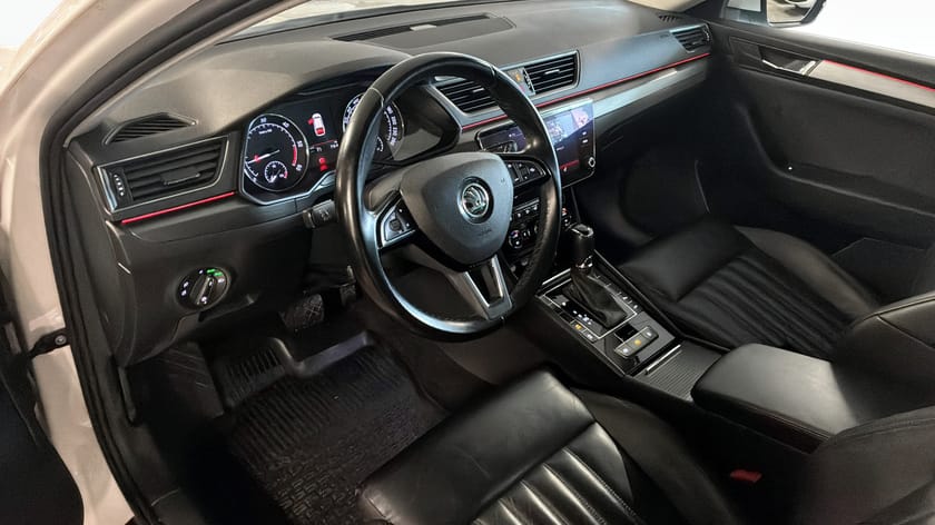 Bild 4 av Škoda Superb Kombi