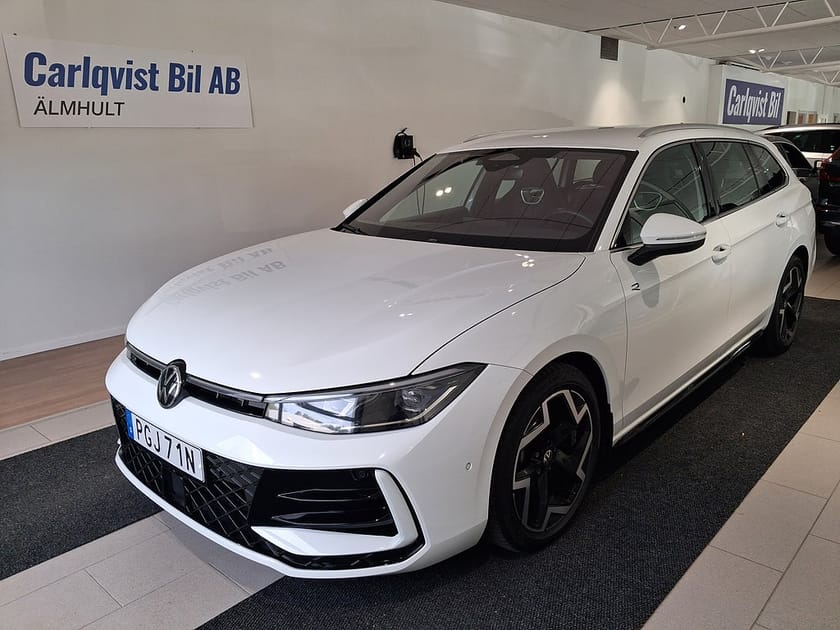 Bild 1 av Volkswagen Passat Sportscombi 4MOTION R-LINE TDI 193HK 4x4