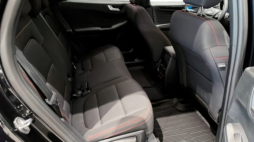 Bild 5 av Ford Kuga Plug-In Hybrid ST-LINE 225 HK