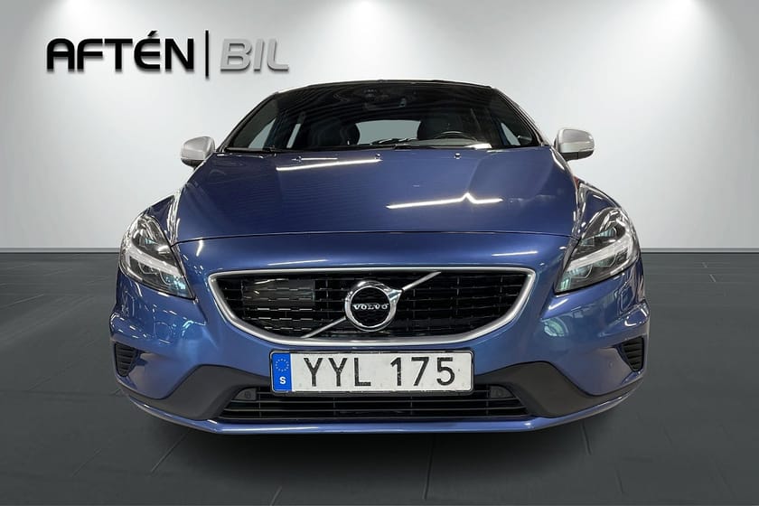 Bild 3 av Volvo V40 D3 R-Design 150hk, Dragkrok, Pvärmare, Panorama