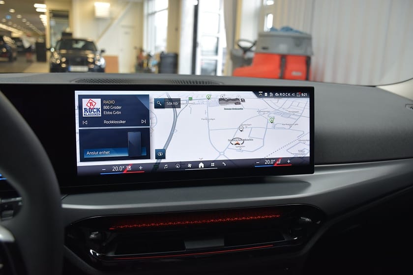 Bild 5 av BMW 330e xDrive Touring | Adaptiv farthållare| Drag