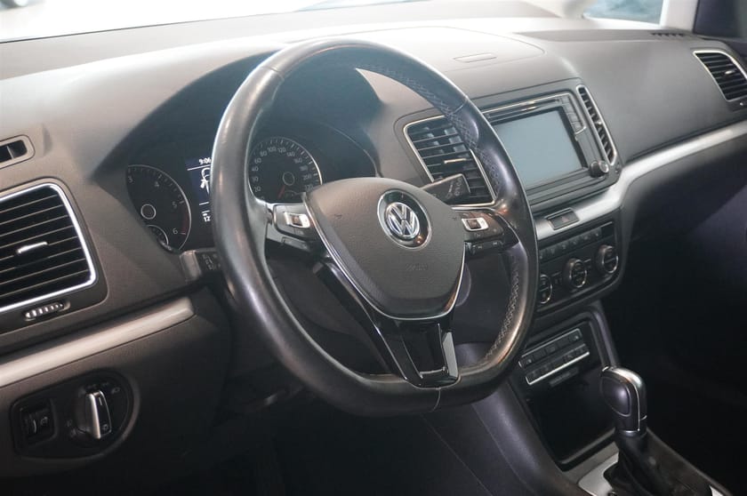 Bild 2 av Volkswagen Sharan 7-seater 2.0 TDI DSG 7-Sits Drag Navi Pano 150hk