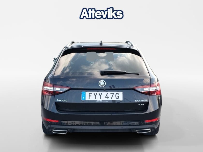 Bild 4 av Škoda Superb Kombi 2.0 TSI 272 HK 4x4 L&K PANORAMA P-VÄRMARE LÄDER DR