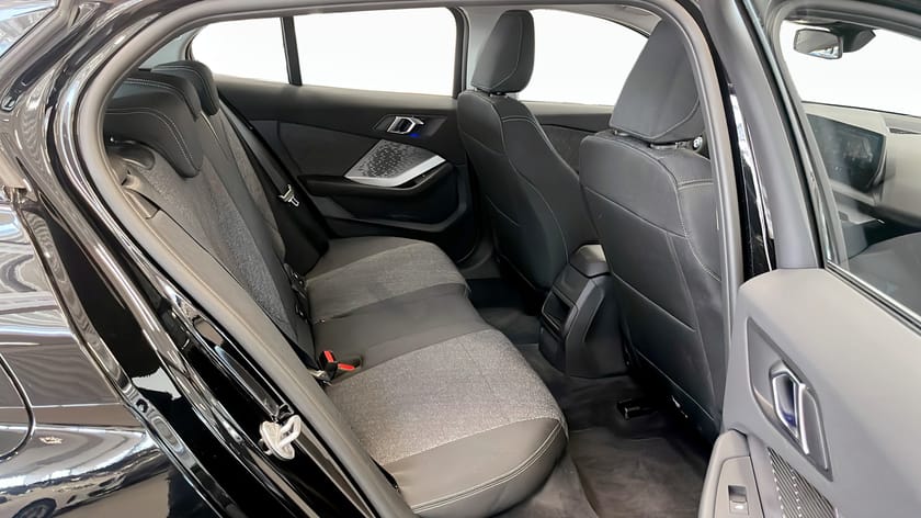 Bild 5 av BMW 120 - Driving Assistant Parking Assistant