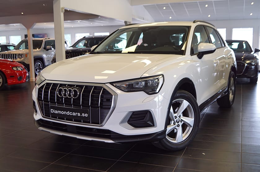 Bild 3 av Audi Q3 35 TFSI 1.5 MHEV S Tronic Auto Vinterdäck