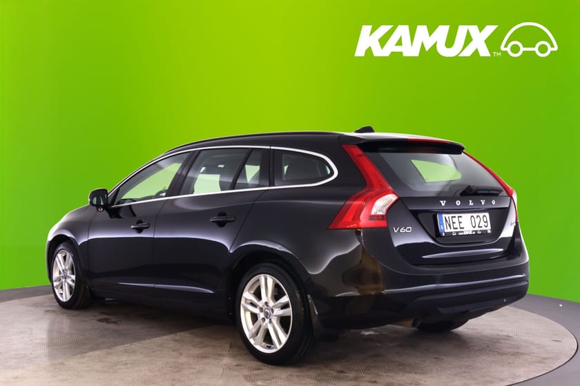 Bild 5 av Volvo V60 D4 Momentum BE PRO  Skinn Drag BLIS Värm Keyless Få ägare!