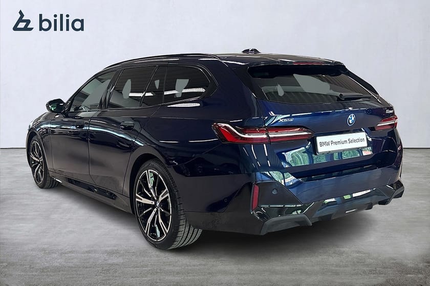 Bild 2 av BMW 530e xDrive Touring M-Sport| Drag | H&K | 360 | Aktiv farth.