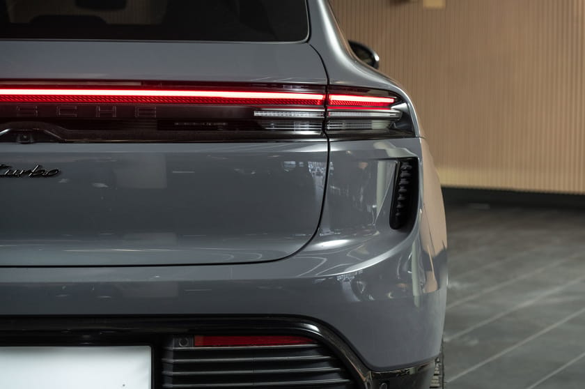 Bilde 4 av Porsche Macan Turbo Bakaksel/Head-up/Matrix/Sport-chrono/22"/Panorama
