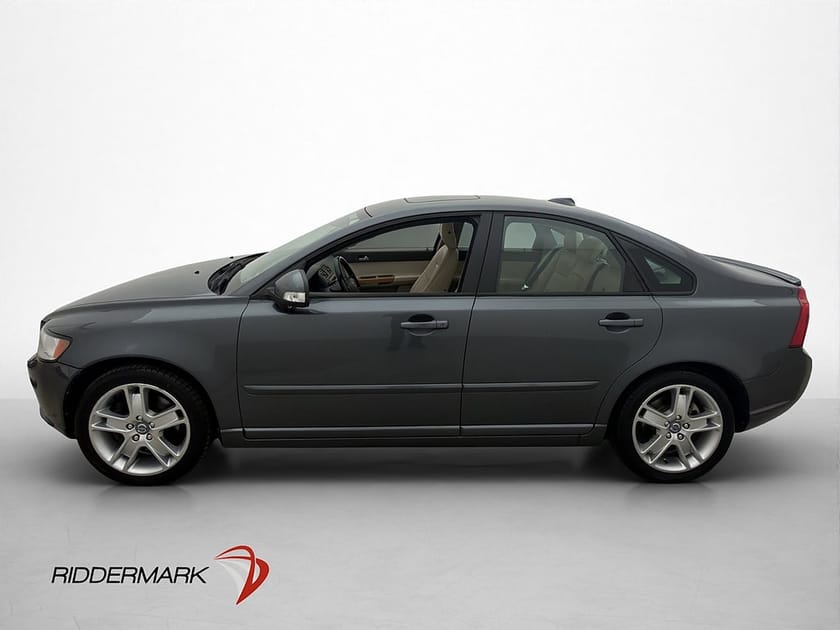 Bild 4 av Volvo S40 2.4 Summum Taklucka BLIS Skinn Drag P-Sensorer
