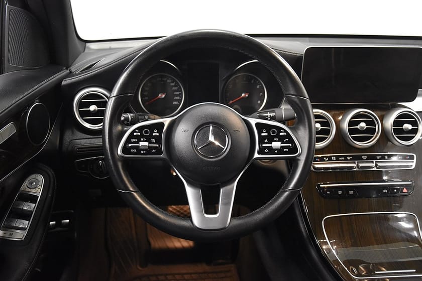 Bild 2 av Mercedes-Benz GLC 300 e 4MATIC Aut Drag P-Värm Navi 320hk