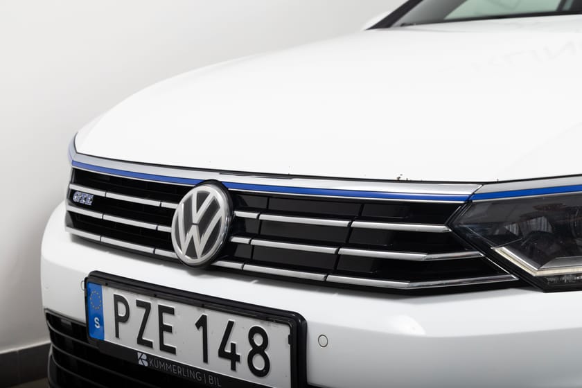 Bild 3 av Volkswagen Passat Variant GTE 1.4 TSI DSG Sekventiell 218hk Cockpit/BLIS/Carplay