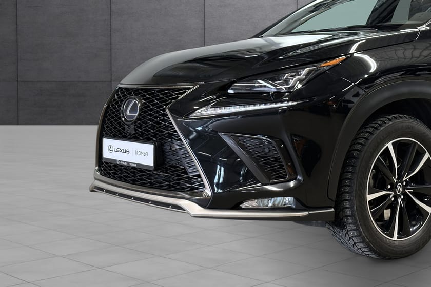 Bilde 5 av Lexus NX 300h AWD F Sport Navi&Sound