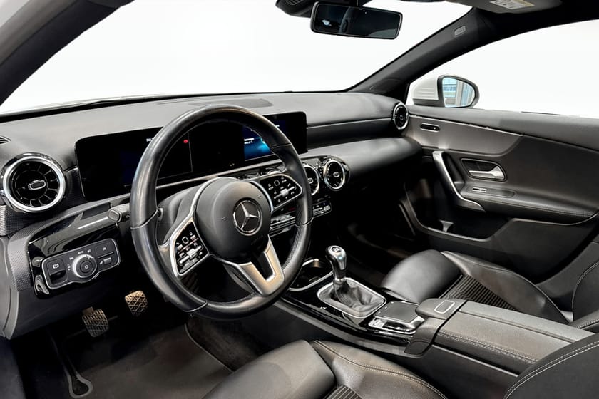 Bild 4 av Mercedes-Benz A 180 Dragkrok / Backkamera