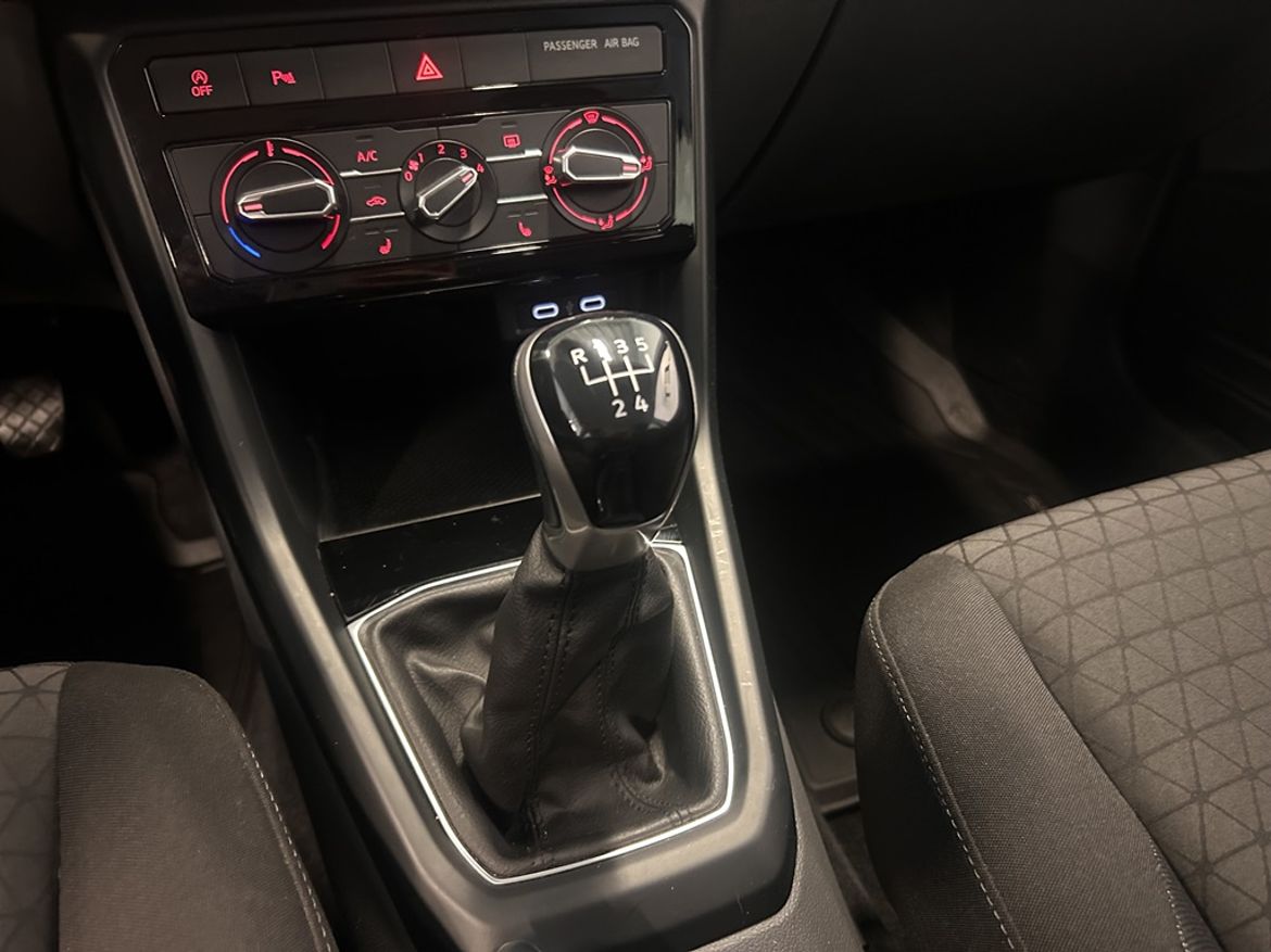 Volkswagen Volkswagen T-Cross — bild 12