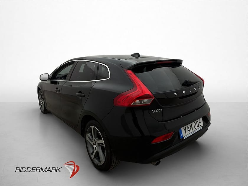 Bild 5 av Volvo V40 D3 150hk Momentum Värmare Läder Sensorer 0.38l/Mil