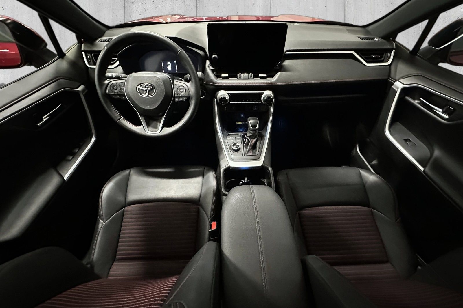 Toyota RAV4 Plug-in Hybrid E-CVT, 306hp, 2023