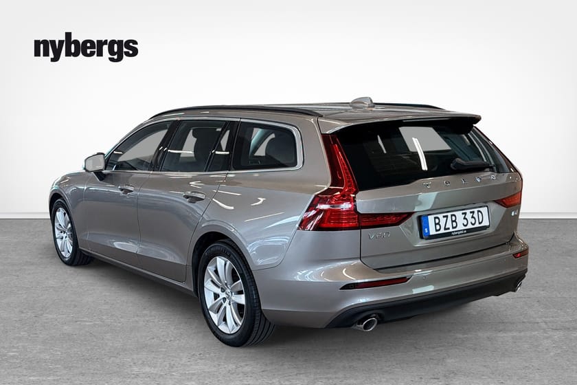 Bild 3 av Volvo V60 B4 II Bensin MomAdv Navi Pro Edition