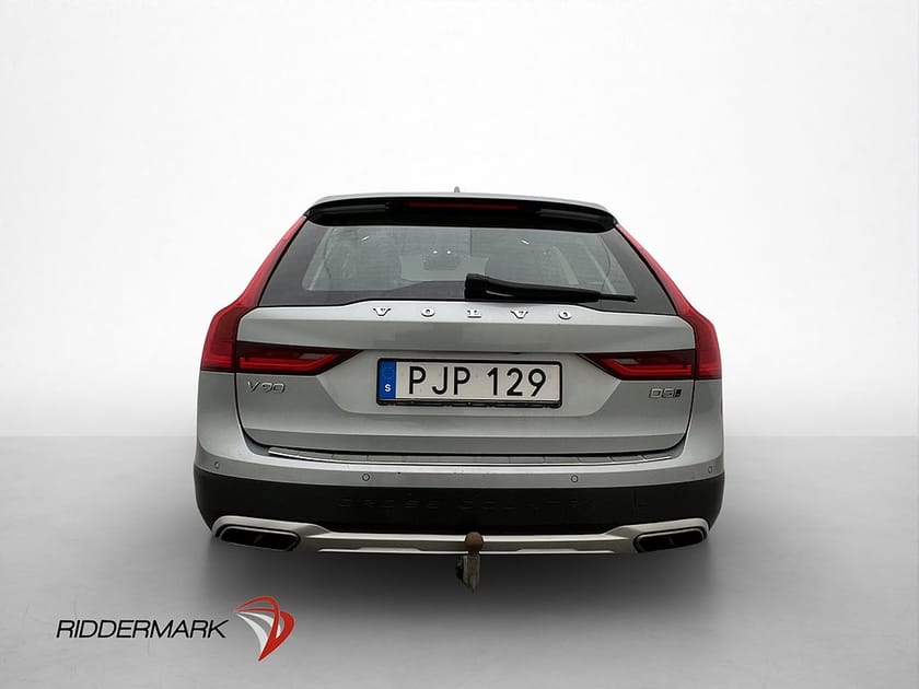 Bild 5 av Volvo V90 Cross Country D5 AWD Pro VOC Pano B&W 360° HuD