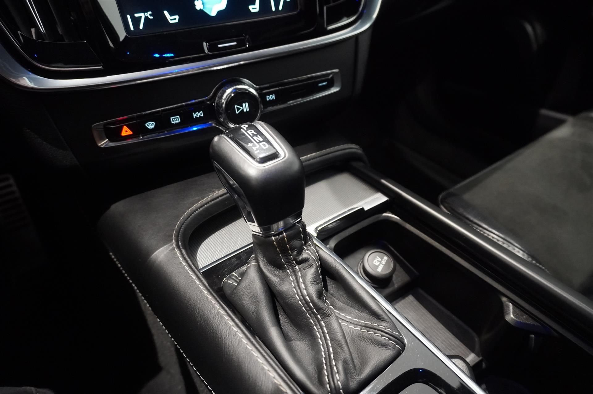 Volvo V90 T4 R-Design 2020, bild 7/10