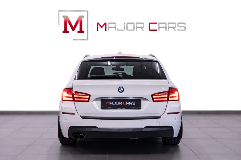 Bild 5 av BMW 523i Touring M Sport Läder Navi Drag HiFi 204hk