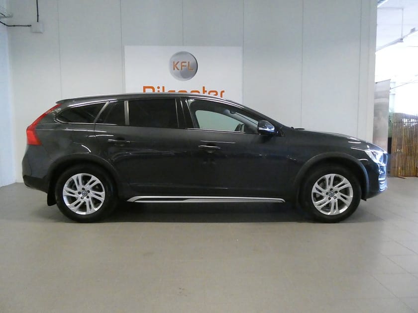 Bild 5 av Volvo V60 Cross Country D3 Classic Plus Aut-Värmare-Drag-Navigator-Rattvärm-SoV