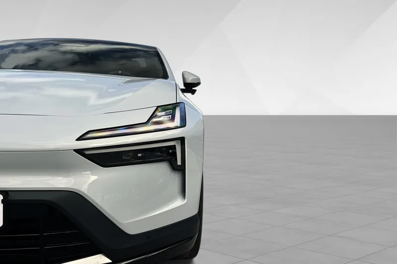 Polestar 4 Long Range Dual motor bilde 7