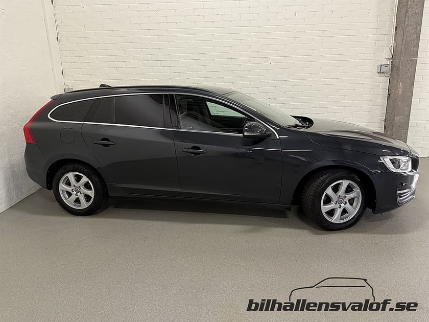 Bild 2 av Volvo V60 D4 181hk Momentum / Automat