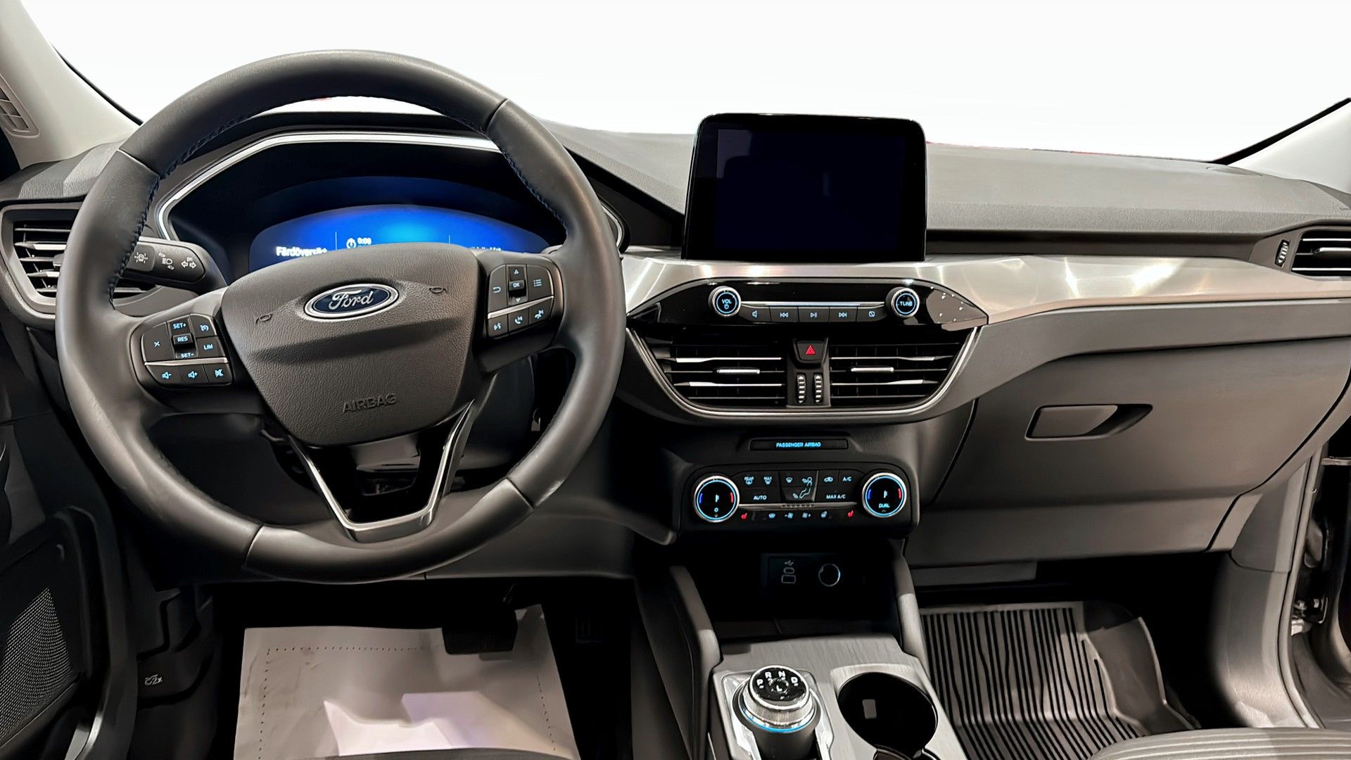 Ford Kuga Plug-In Hybrid 2024, kuva 4/9