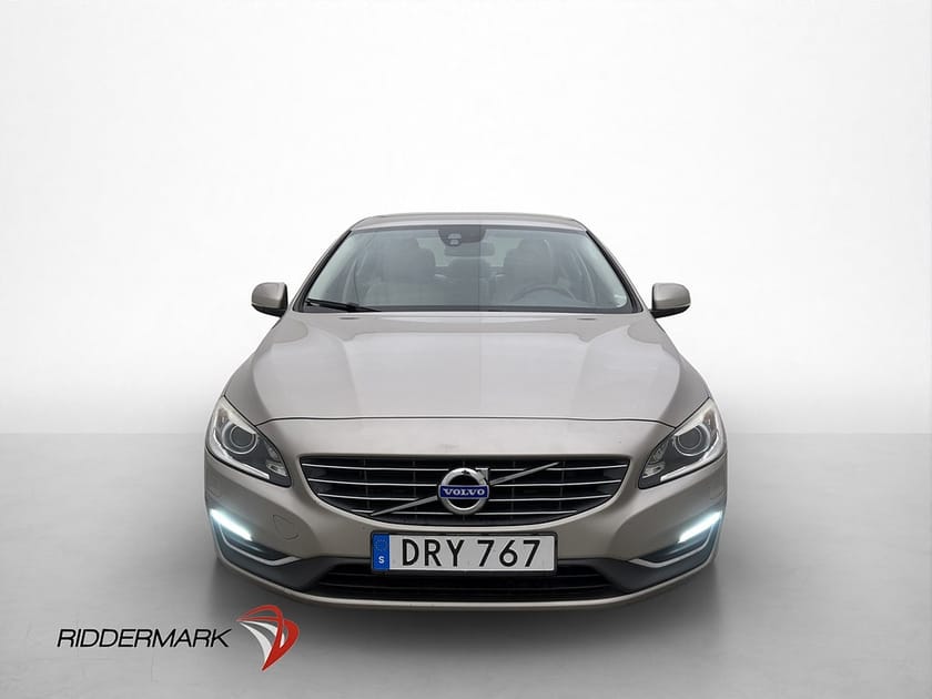 Bild 2 av Volvo S60 D4 181hk Momentum Värmare Skinn Rattvärme