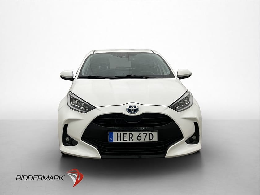 Bild 2 av Toyota Yaris Hybrid 116hk Backkamera Adaptiv Rattvärme