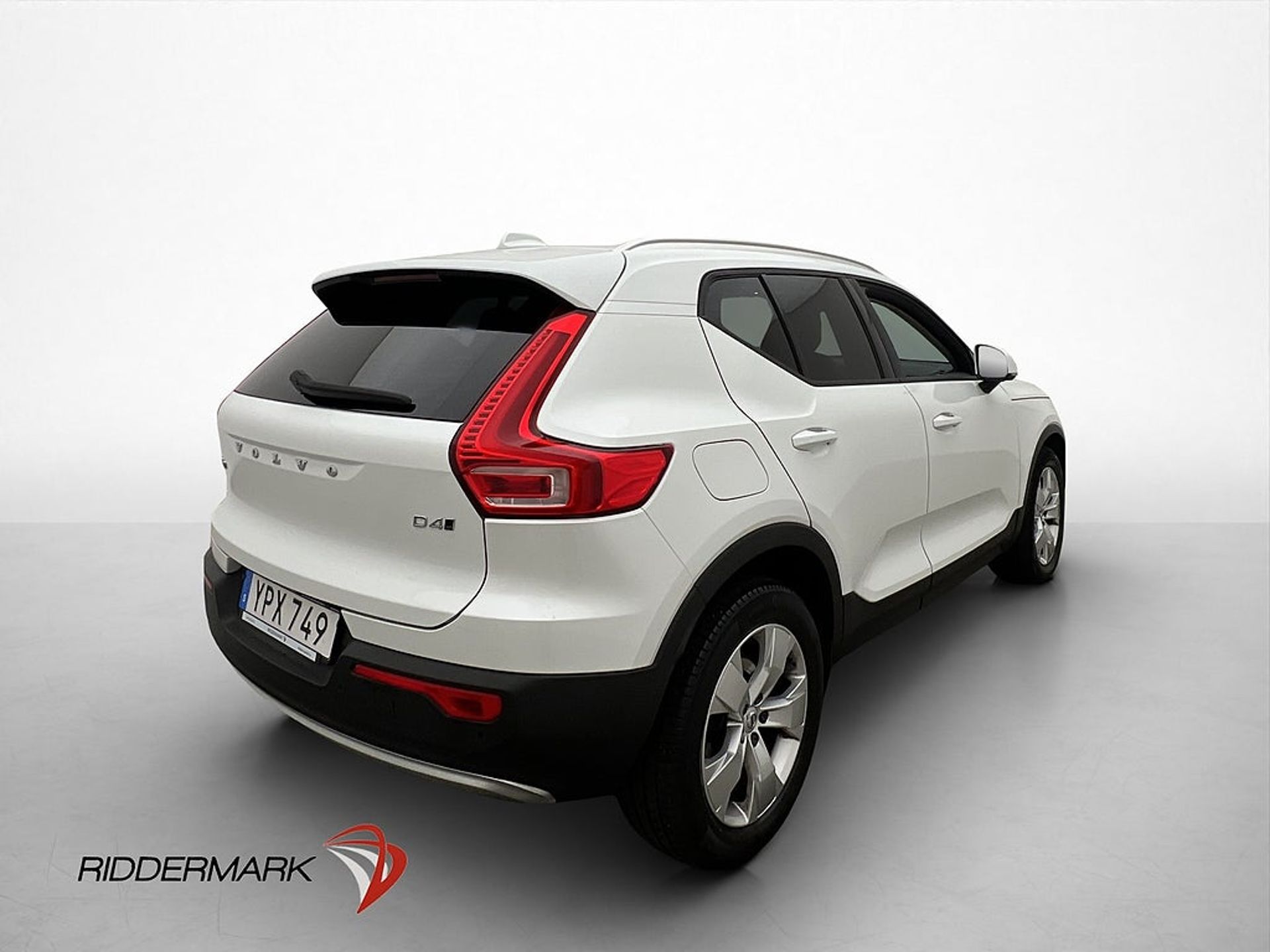 Volvo XC40 D4 AWD Momentum Värmare Skinn 2019, kuva 5/10