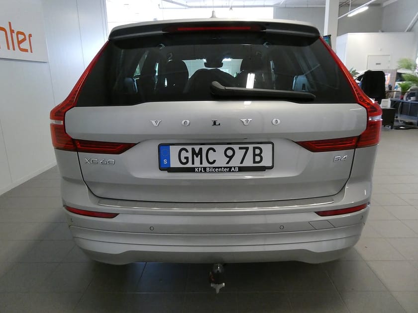 Bild 5 av Volvo XC60 B4 Momentum Värmare-Drag-Kamera-Navi-Carplay-SoV
