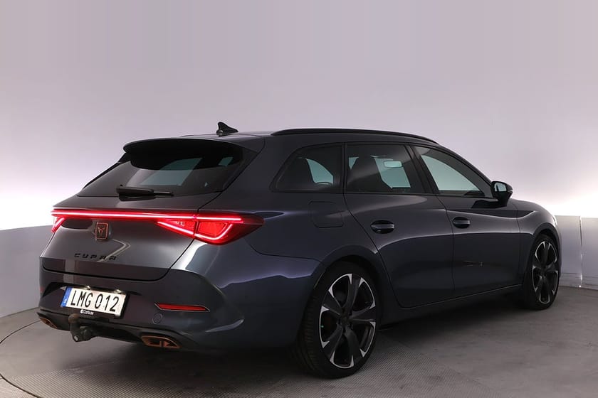 Bild 5 av CUPRA Leon Sportstourer e-Hybrid Drag Kamera AdapFartH Navi