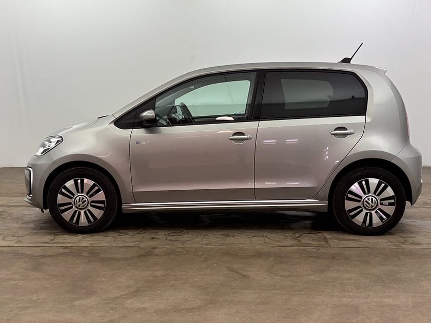 Bild 3 av Volkswagen e-up! 18,7 kWh Backkamera Lågmilare