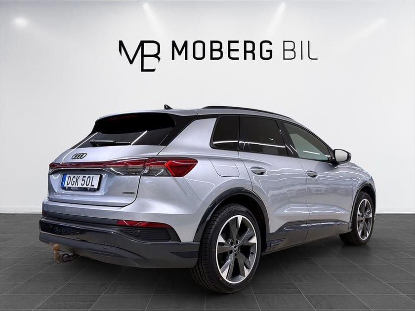Bild 5 av Audi Q4 55 e-tron quattro 340hk Black Apperance Plus Sonos Drag HUD