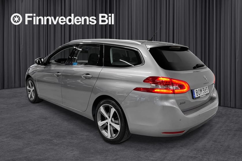 Bild 2 av Peugeot 308 SW 1.2 PureTech 131hk Aut *V-hjul/Pano*