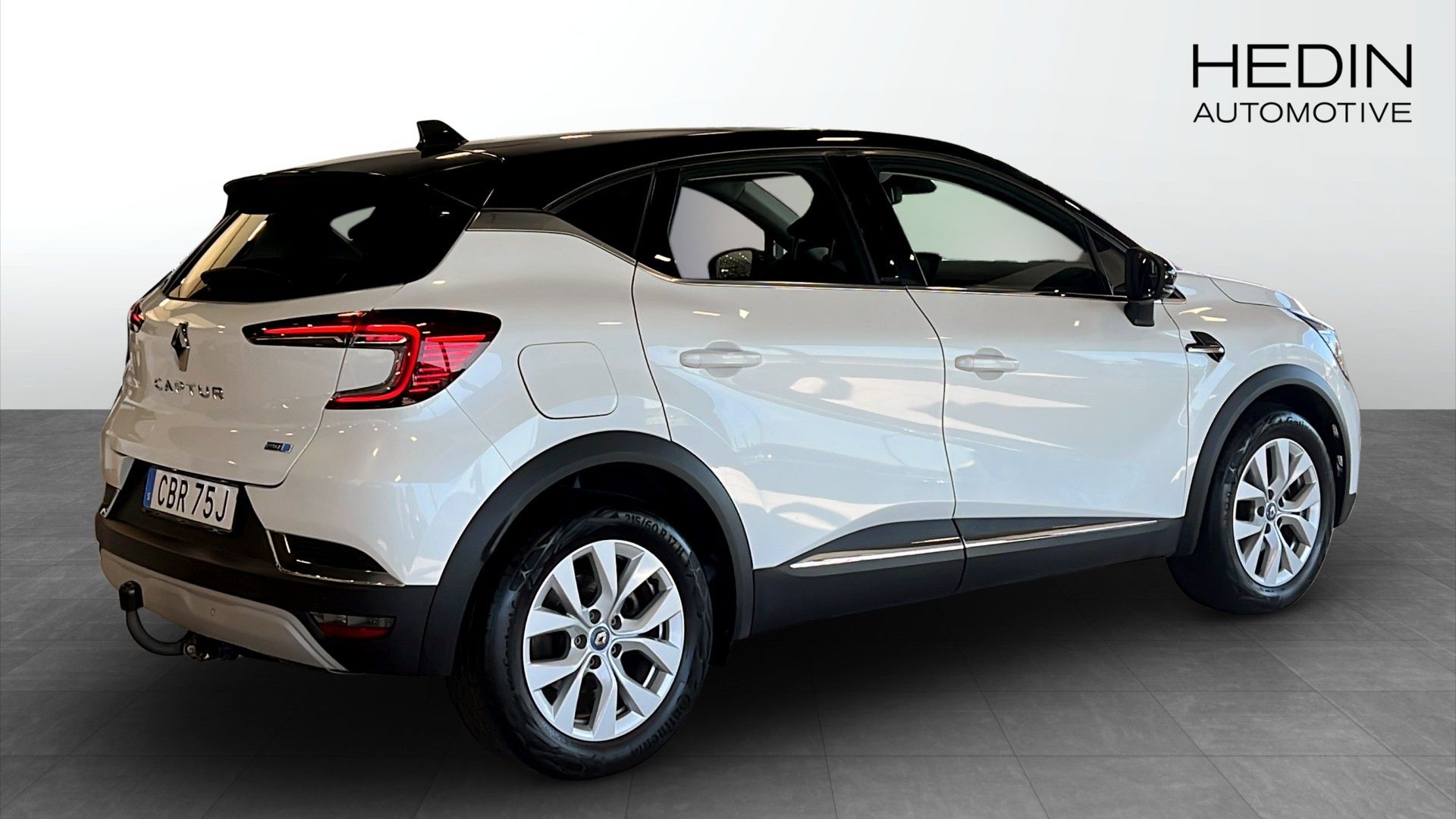 Renault Captur E-TECH PLUG IN HYBRID 2021, kuva 2/10