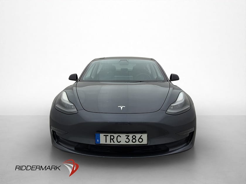 Bild 3 av Tesla Model 3 Long Range AWD Svensksåld Dragkrok Rattvärme