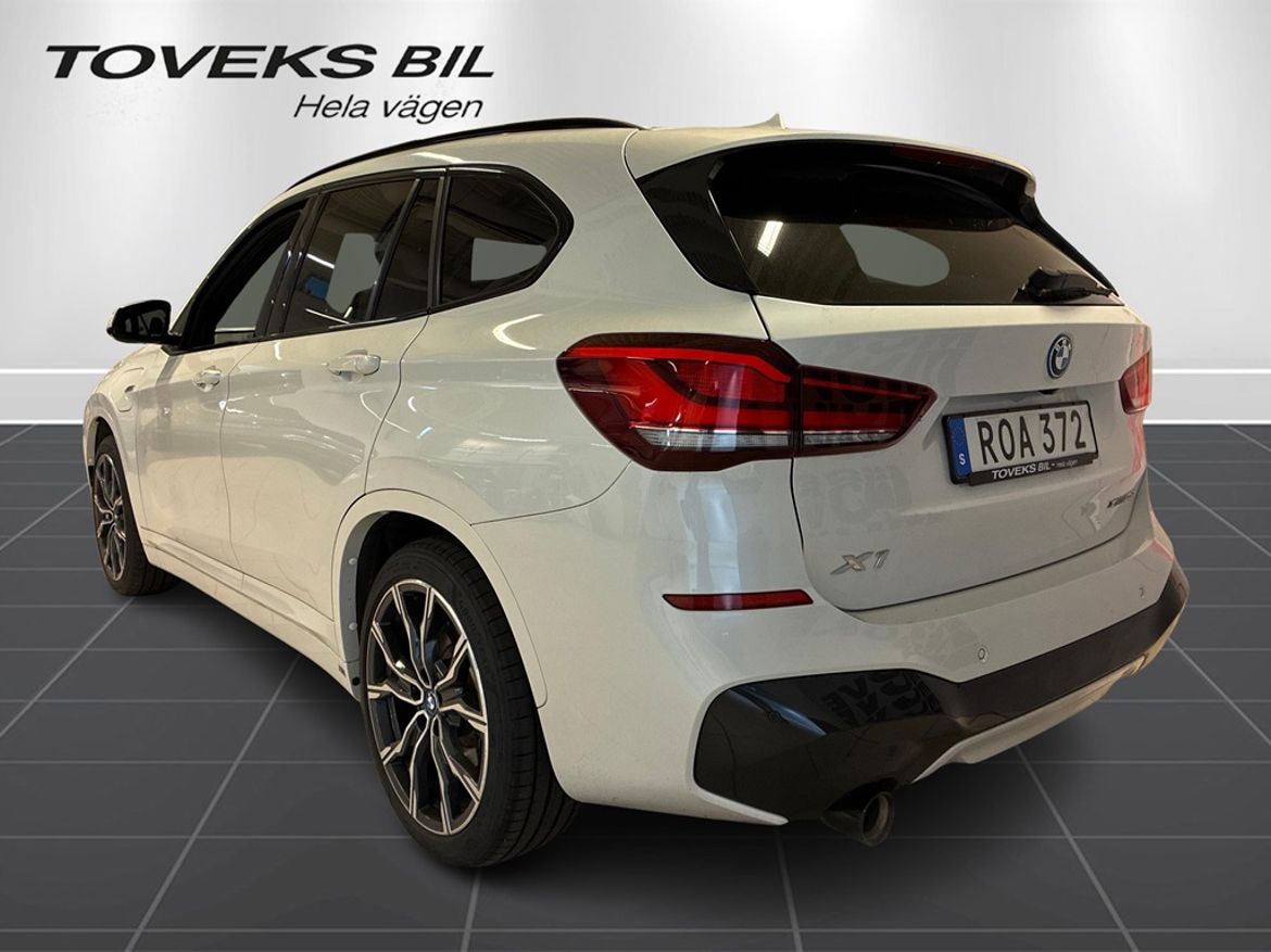 BMW BMW X1 xDrive25e — bild 3