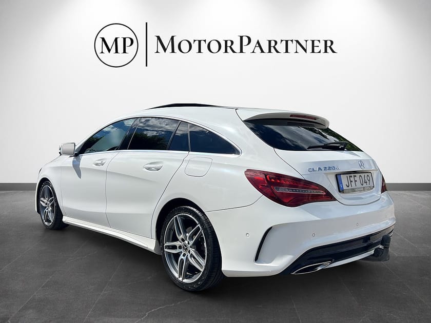 Bild 5 av Mercedes-Benz CLA 220 d Shooting Brake 7G AMG Pano Kamera Drag 177hk