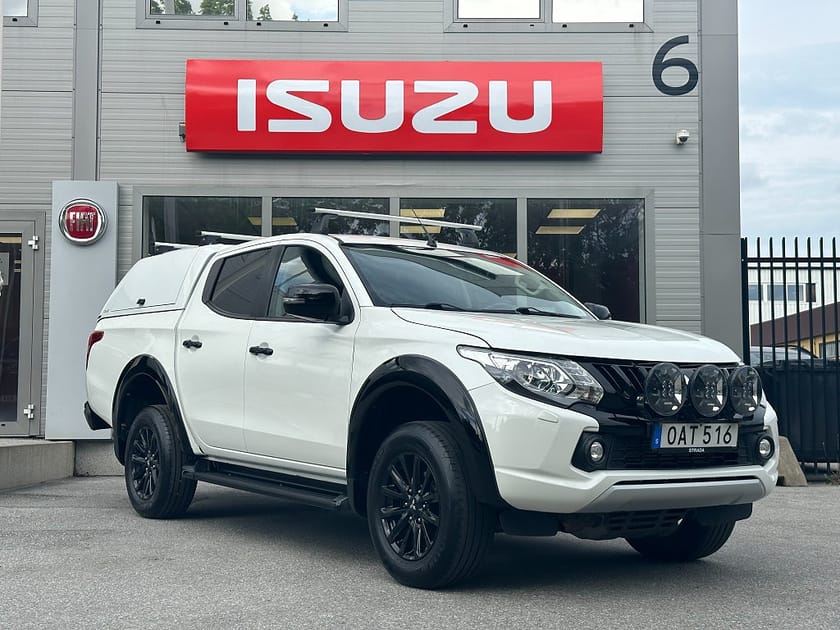 Bild 2 av Mitsubishi L200 Dubbelhytt 2.4 4WD | Drag | Kåpa | Extraljus | Takräcken | kamera