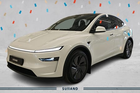 Tesla Model Y Long Range AWD | | | Hengerfeste | Juniper | ++